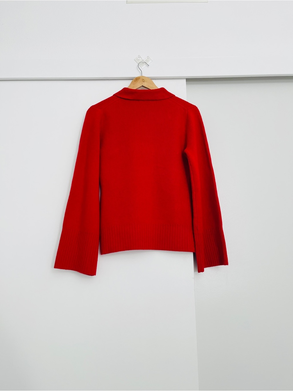 NWT J Crew 100% Lambs Wool Red Cardigan Stitch Sweater Size Small - Picture 2 of 5